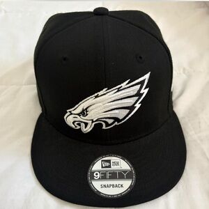 New Era Black and White Snapback Hat